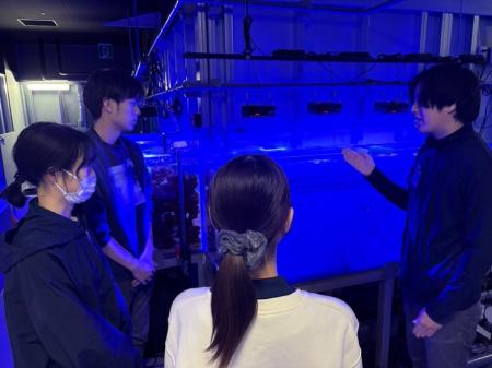 飼育の裏側をウォッチング！「水族館バックヤードツア