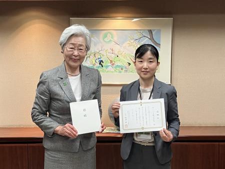 店頭回収ペットボトルキャップの売却代金152万円を「