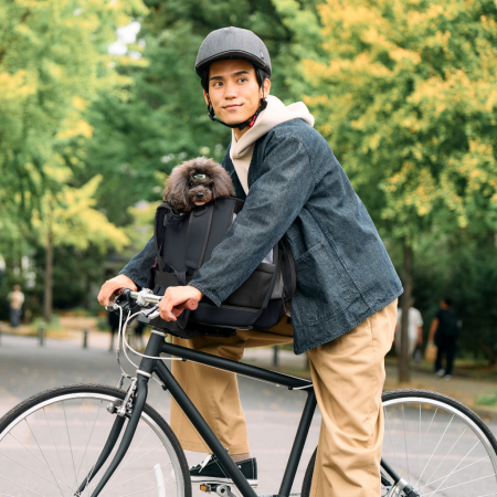 ペットキャリー初(※1)、自転車への取り付けとリュック