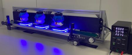 ”直線移動中”に”複数受電部”へ非接触同時給電「リニア