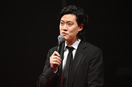 バンタン入学式2026に霜降り明星・粗品氏がサプライズ バンタン入学式2026に霜降り明星・粗品氏がサプライズ