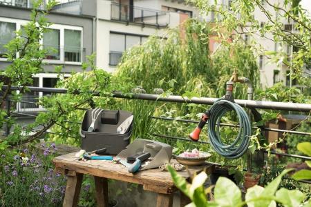 タカショー、欧州を代表するガーデニング用品ブランド