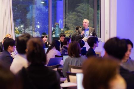 AIが問い合わせの7割を対応──エクレクト、「カスタマ