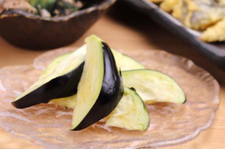 【生で食べるナス】泉州直送“水ナス”が今年も登場!刺 【生で食べるナス】泉州直送“水ナス”が今年も登場!刺