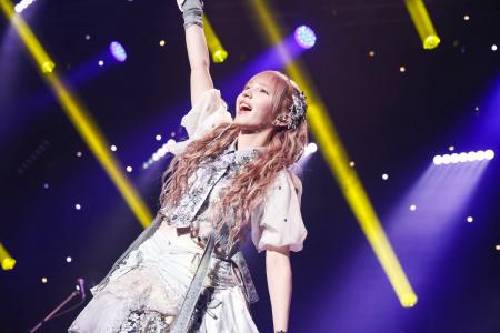 早瀬ノエルがシンガーとして初ソロワンマンライブを開