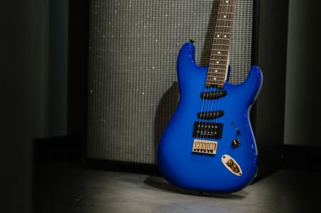 CHARVEL(R)︎から伝説的ギタリスト、ジェイク・E・リー