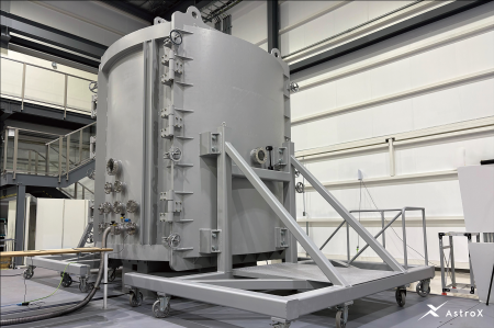 AstroX南相馬MSL工場に国内最大級の成層圏環境模擬装 AstroX南相馬MSL工場に国内最大級の成層圏環境模擬装