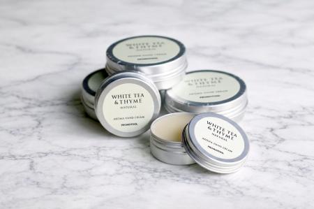 JALラウンジや名門ホテルの香りを手がける調香師が贈