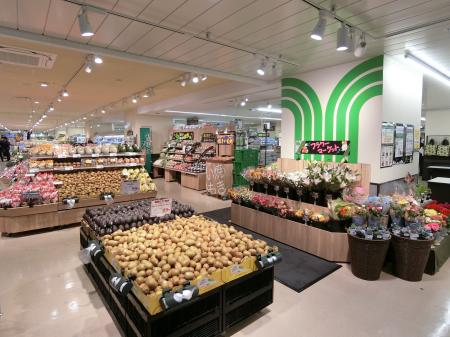 サミットストア戸田公園駅店　４月９日に改装オープン