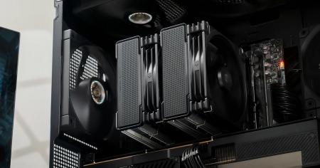 DeepCool社製、新開発のセミインテグラルブレードファ