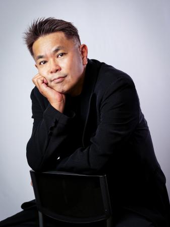 デビュー35周年を迎えたシンガー・ソングライター中西