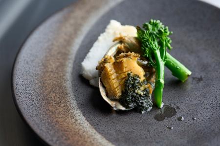 【リーガロイヤルホテル小倉】鮑の美味しさを各店自慢