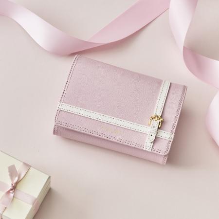 サマンサタバサプチチョイスから“カラーを楽しむ”配色