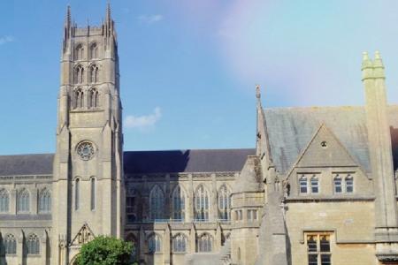 【引率つきグループツアー】イギリス・ボーディングス