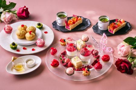 美しく咲き誇るローズガーデンをデザインした季節のア 美しく咲き誇るローズガーデンをデザインした季節のア