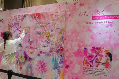 「話題のアーティスト silsilによるライブペインティ
