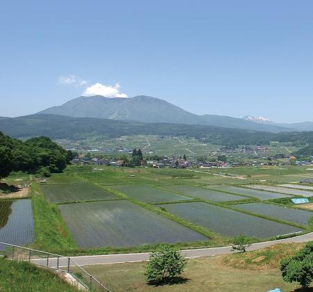 長野県 飯綱町 100万円支給の移住補助金創設へ! 長野県 飯綱町 100万円支給の移住補助金創設へ!
