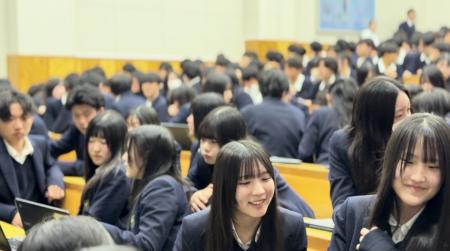 クイズとゲームで「インフレ時代の資産運用」を体感! クイズとゲームで「インフレ時代の資産運用」を体感!