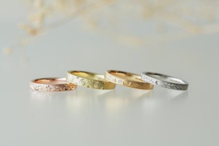 【季節をまとう結婚指輪】アトリエrenriが新作手彫り