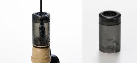 ⾬や水しぶきがかかる状況でも安心して充電！ケーブル