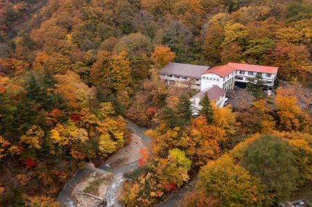 【岩手・夏油温泉】休業中の観光ホテルを「令和の社交