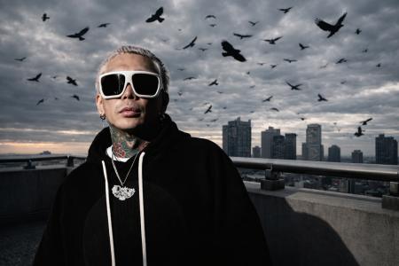 右肺の半分を摘出する手術から約10カ月。アーティスト 右肺の半分を摘出する手術から約10カ月。アーティスト