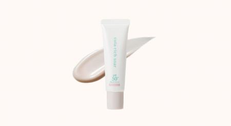 明るい色を乗せても何だかパッとしない、大人のくすみ