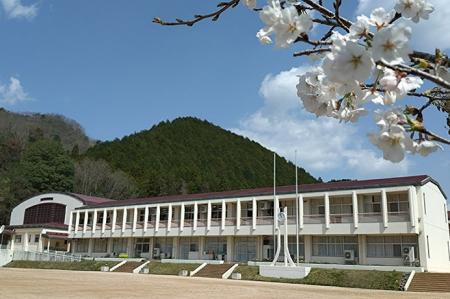 導入事例：セカンドGIGAに向けWi-Fi環境を整備。兵庫