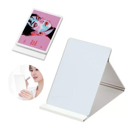 ME-Qのオリジナル折りたたみスタンドミラーが新登場! ME-Qのオリジナル折りたたみスタンドミラーが新登場!