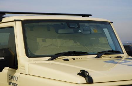 ジムニー専用｜業界初※の サンバイザー取り付けサンシ