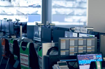 小規模言語モデル（SLM）を活用したオフライン型災害