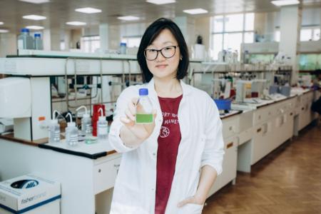 ケンブリッジ大学とQFF、シアノバクテリア（藍藻）お