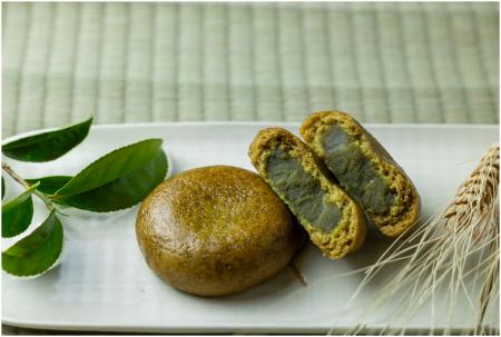 シリーズ初のフレーバーが登場！黒麦まんじゅうutf-8