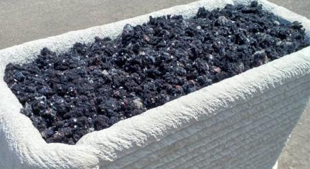 中東情勢で断熱材が大幅値上げ・供給不安へ-- 繊維廃