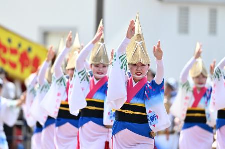 【徳島市】阿波おどり会館「阿波おどり特別公演」を開