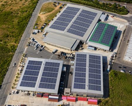 操電、県西運輸のつくばみらい物流センターに合計2MW