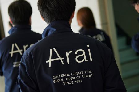 シタテルが建設業界向けワークウェアを初プロデュース