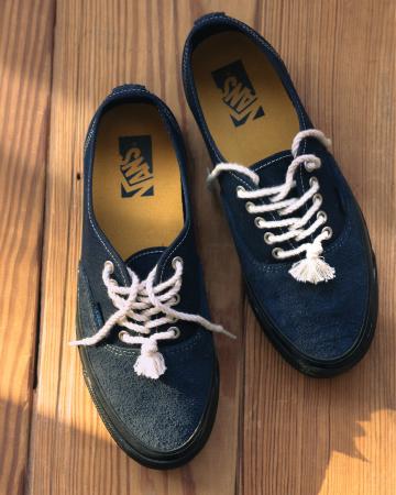 デッキシューズのルーツを纏った一足Vans「Premium Au