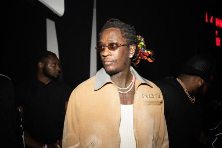 GUESS × SP5DER、砂漠で開催されたプライベートパーテ