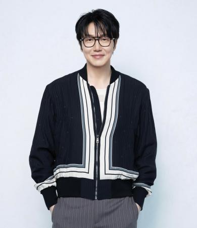 【講談社】韓国の「バラードの皇帝」ソン・シギョンと