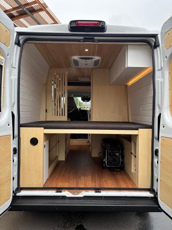 フィアット・デュカト（Fiat Ducato）のフルカスタム