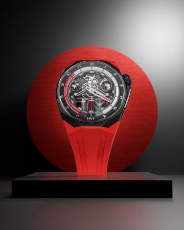 HYTが、ハイドロメカニカル・スポーツウォッチのS1コ