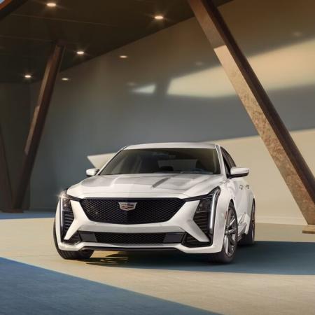 キャデラックが「高級セダン」を出し続ける理由（...