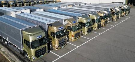 安田倉庫株式会社、富山県の運送会社である富山県トラ