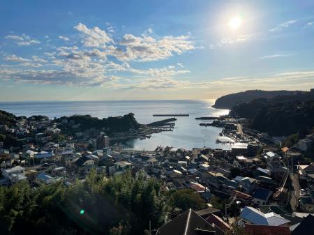 神奈川県真鶴町の指定管理施設「真鶴 魚座」、地域連