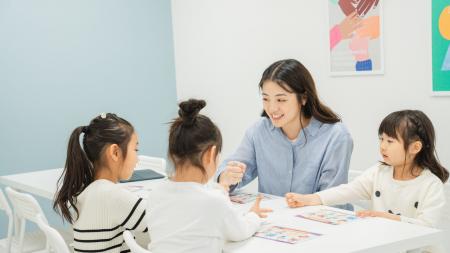 英会話スクールReflet大船校が、遊びながら学べる未就