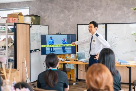 自転車交通ルール改正に対応、奈良の宿泊企業が警察協