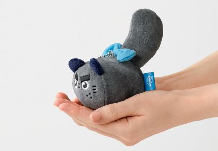 東京ばな奈のオリジナルキャラ「東京ばにゃ奈」。仲間