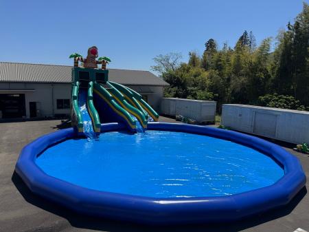 巨大恐竜スライダー「ジャイアントディノウォーターパ