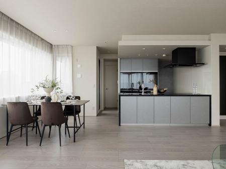 パナソニック商品を採用、洗面空間と内装・建具から住